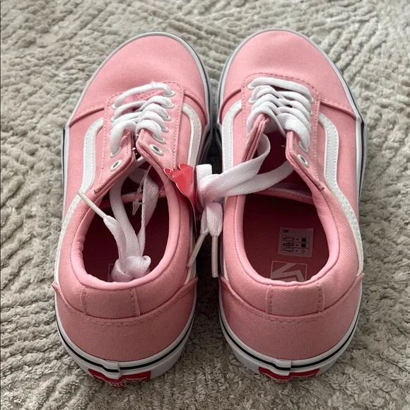 Women’s Vans Ward Canvas Sneakers - Picture 3 of 6